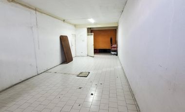 EDIFICIO DE TRES NIVELES EN VENTA, CIUDAD NEZAHUALCÓYOTL