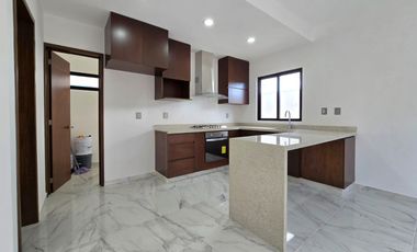 Casa ubicada en la Zona ➕️ Exclusiva de Veracruz, a un Súper Precio.  ▪️Venta: $3'900,000.⁰⁰