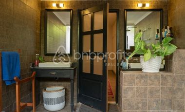 Exclusive Leasehold Villa: 3-Bedroom Balinese Gem Minutes from Nyanyi Beach