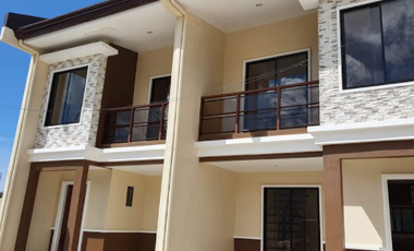 2 Bedroom Townhouse For Sale in Alberlyn Mohon Talisay City