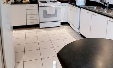 Vendo departamento tres dormitorios, en la Jiménez de la Espada y González Suárez