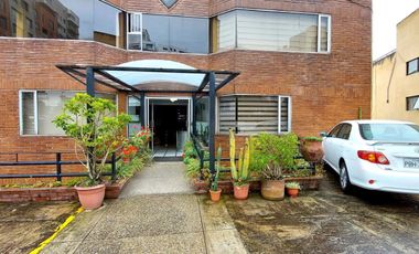 Vendo departamento tres dormitorios, en la Jiménez de la Espada y González Suárez
