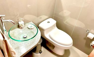 Venta de precioso y acogedor Dpto de 3 dormitorios en Los Alamos de Monterrico