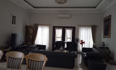 Turun Harga  DIJUAL RUMAH BAGUS DI JL .PURWAKARTA MENTENG JAKARTA PUSAT