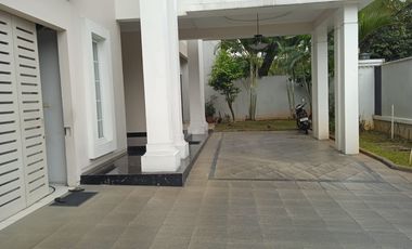 Turun Harga  DIJUAL RUMAH BAGUS DI JL .PURWAKARTA MENTENG JAKARTA PUSAT