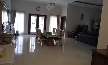 Turun Harga  DIJUAL RUMAH BAGUS DI JL .PURWAKARTA MENTENG JAKARTA PUSAT