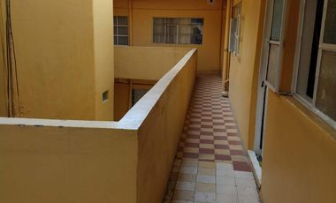 Edificio de 3 Niveles   frente a Chapultepec, con 33 departamentos