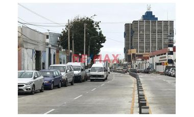 Venta de Amplio Local Comercial de 516 m² – Urb. Chucuito – La Punta.