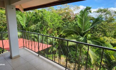 SE VENDE ESCTACULAR CASA FINCA EN SILVANIA