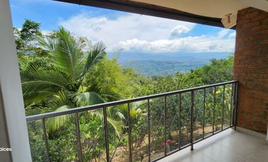 SE VENDE ESCTACULAR CASA FINCA EN SILVANIA