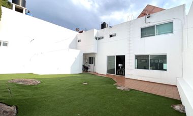 Casa en Venta en Lomas 4ta con 68 m2 de Jardín