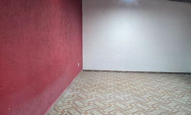 Local en renta muy cerca de Comonfort y Tollocan