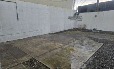 Local en renta muy cerca de Comonfort y Tollocan