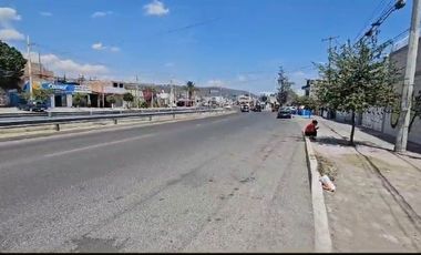 RENTA DE LOTE COMERCIAL, CON BARDA DE TRES LADOS, SOBRE CARRETERA 540