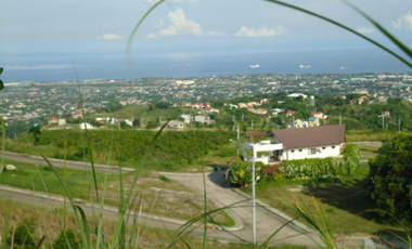262 sq.m Overlooking Residential Lots in Vista Verde, Consolacion, Cebu