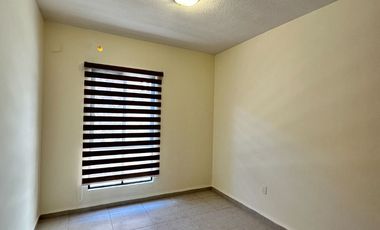 AMPLIO DEPA SIN MUEBLE EN RENTA, ZIRANDARO CLUB DE GOLF