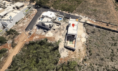 CASA EN VENTA CON ALBERCA, REMATE ADJUDICADO MUY ECONOMICO - C. 8 341, entre 17 y 19, Montebello, 97113 Mérida, Yuc.