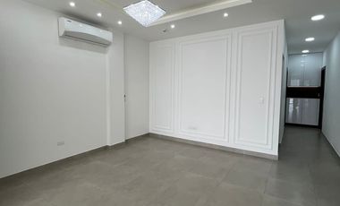 Se alquila departamento de 3 dormitorios en exclusiva urbanización Belice