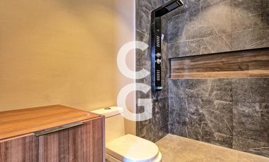 Casa en Venta en Cancún en Residencial Lagos del Sol con 4 Recámaras