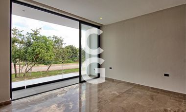Casa en Venta en Cancún en Residencial Lagos del Sol con 4 Recámaras