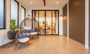 Luxury in the heart of Chiang Mai with the Pool Villa house offering elegance. along with a unique home style Comes with the perfect combination of co