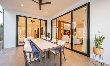 Luxury in the heart of Chiang Mai with the Pool Villa house offering elegance. along with a unique home style Comes with the perfect combination of co