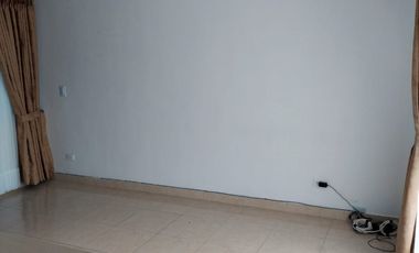 SE ARRIENDA APARTAESTUDIO DE UN AMBIENTE URBANIZACIÓN ALPES, IBAGUÉ