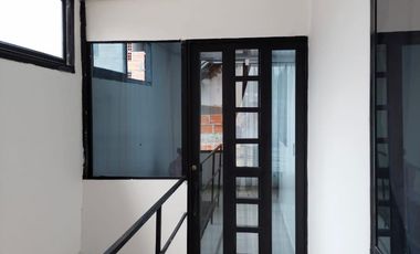 SE ARRIENDA APARTAESTUDIO DE UN AMBIENTE URBANIZACIÓN ALPES, IBAGUÉ