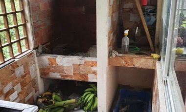 Venta de Casa Comercial en el Anillo Vial