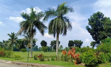 House and lot for RENT in Silang few minutes to Tagaytay in a Golf Community