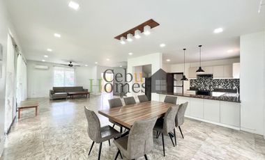 Four Bedroom House with Pool For Rent