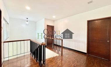 Four Bedroom House with Pool For Rent