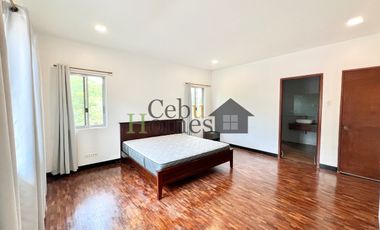 Four Bedroom House with Pool For Rent