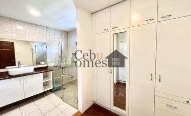 Four Bedroom House with Pool For Rent
