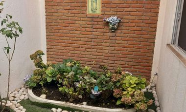 Casa amueblada en renta en real de zavaleta