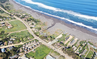 Linda casa a pasos de la playa en Pichilemu