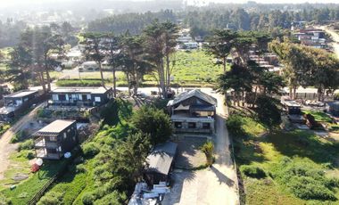 Linda casa a pasos de la playa en Pichilemu