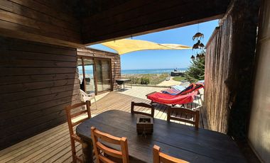 Linda casa a pasos de la playa en Pichilemu