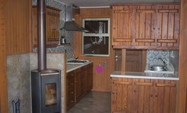 Venta de espectacular Casa de 150m2 en condominio con acceso a playa entre Villarrica y Pucón