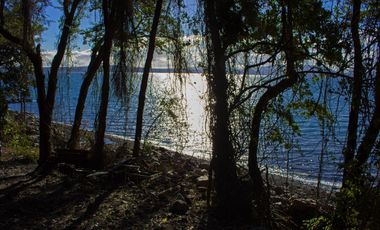 Venta de espectacular Casa de 150m2 en condominio con acceso a playa entre Villarrica y Pucón