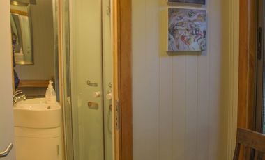 Venta de espectacular Casa de 150m2 en condominio con acceso a playa entre Villarrica y Pucón