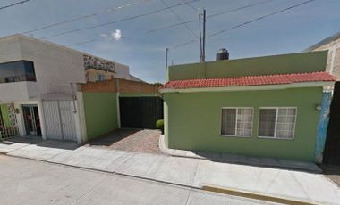 Casa en San Jerónimo Tianguismanalco, ¡Compra directa con el Banco, no se aceptan créditos!
