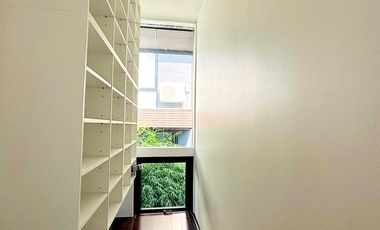 Pre-owned House in Ayala Westgrove Heights Silang Cavite near Nuvali