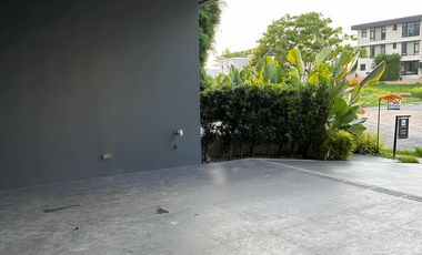Pre-owned House in Ayala Westgrove Heights Silang Cavite near Nuvali