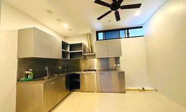 Pre-owned House in Ayala Westgrove Heights Silang Cavite near Nuvali