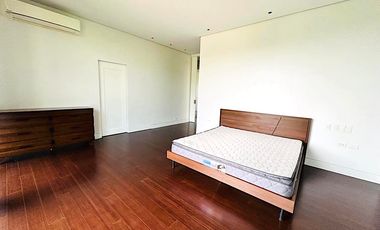 Pre-owned House in Ayala Westgrove Heights Silang Cavite near Nuvali