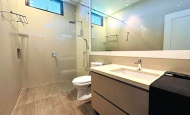 Pre-owned House in Ayala Westgrove Heights Silang Cavite near Nuvali