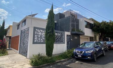 Ubicada casa en venta en Chapultepec Sur