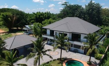 2 storey detached house sale 22MB, with tenant 100KB,440 sqWa., 5 bedrooms, 6 bathrooms, swimming pool, near Mae Jo Municipality, San Sai District, Chiang Mai