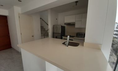 ALQUILO DUPLEX DE UN DORMITORIO AMOBLADO Y EQUIPADO